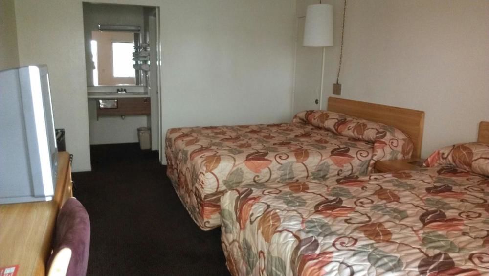 Ez 8 Motel Airporter Phoenix Exterior photo